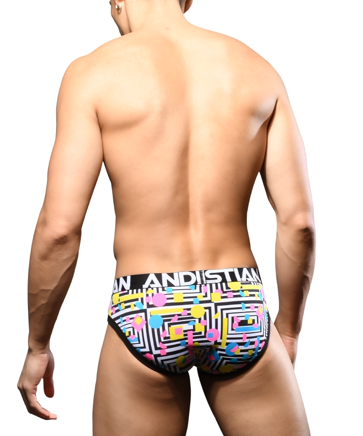 Geometric Brief Almost Naked