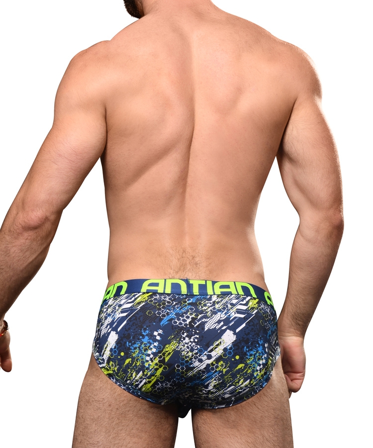 VIBE Ultimate Sports Brief